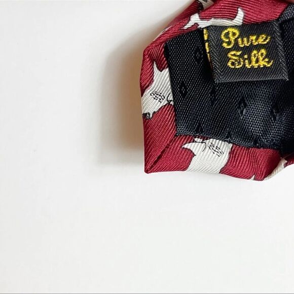 Josh Bach Necktie 100% Silk Red White Sharks Science Fisherman Ocean - Picture 5 of 7